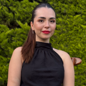 Azra Öner
